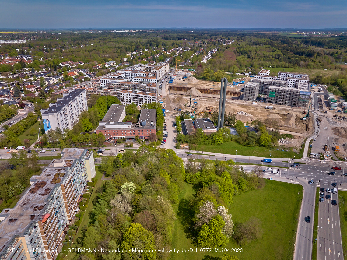 04.05.2023 - Luftbilder vom Alexisqaurtier und Pandion Verde in Neuperlach